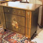 131 7056 CHEST OF DRAWERS